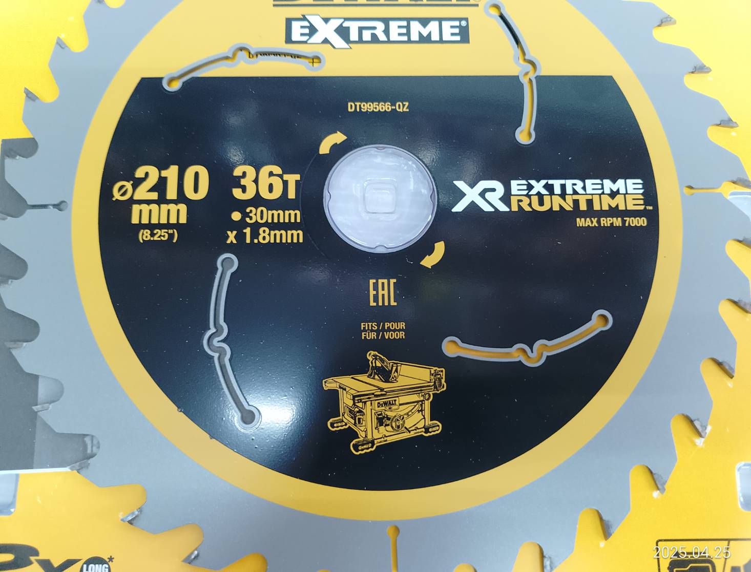 ใบเลื่อย8"x36T (ไม้) สำหรับโต๊ะเลื่อย DT99566-QZ DEWALT