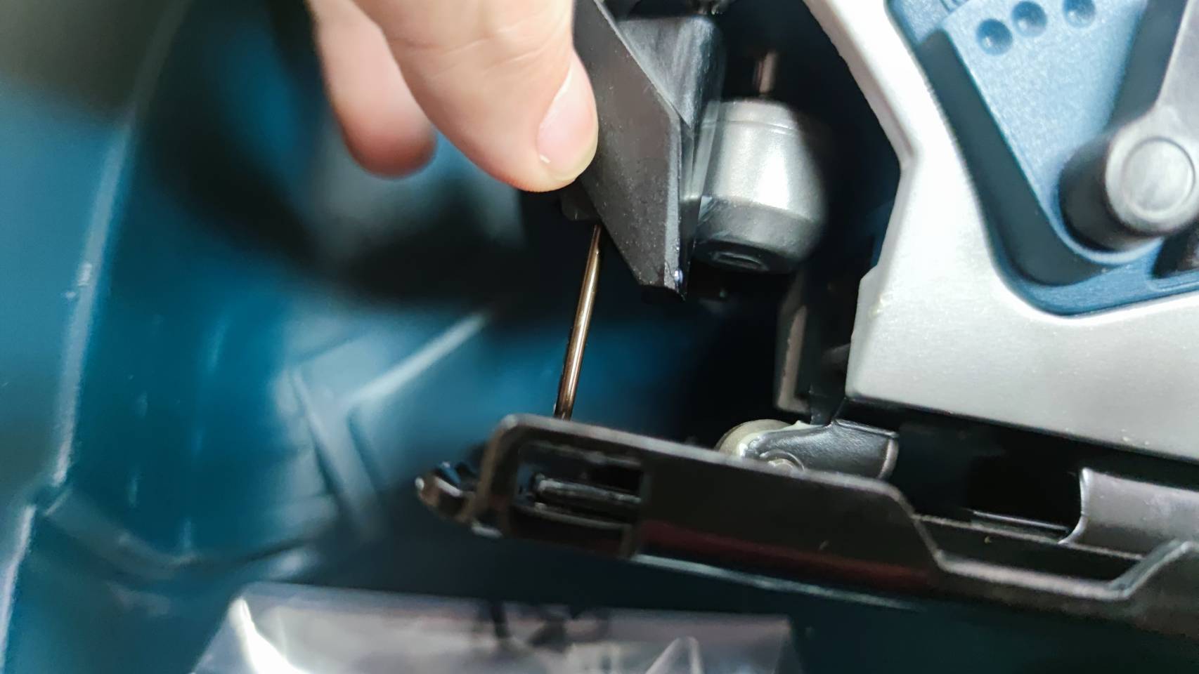 จิกซอ GST90BE BOSCH