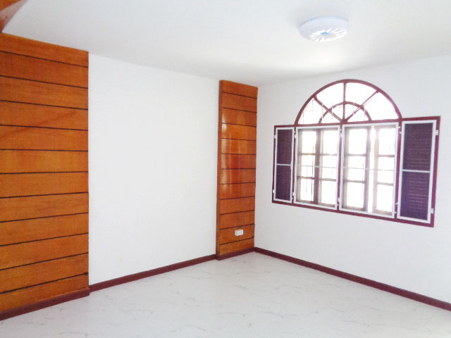 🚩H1254 ขายทาวน์เฮ้าส์ 16 ตารางวา หมู่บ้านเสนาวิลล่า2 ซอยคู้บอน27 แยก50 รีโนเวทใหม่ทั้งหลัง เดินทางสะดวก ใกล้แหล่งชุมชน