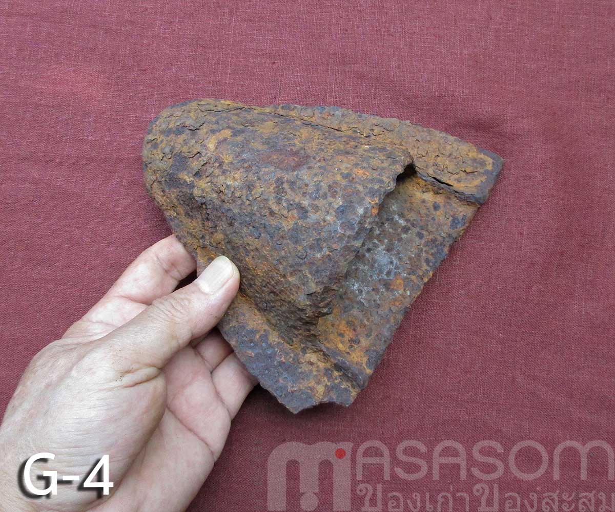 ผานไถโบราณอายุนับร้อยปี