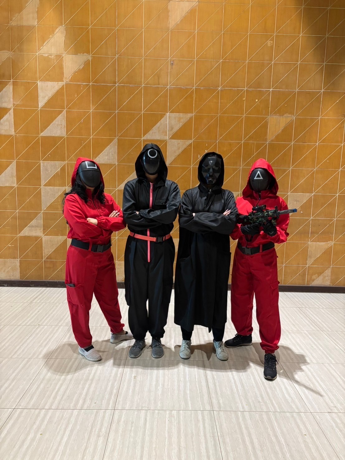 ชุดรองหัวหน้า / ชุดสควิดเกมส์ / squid game