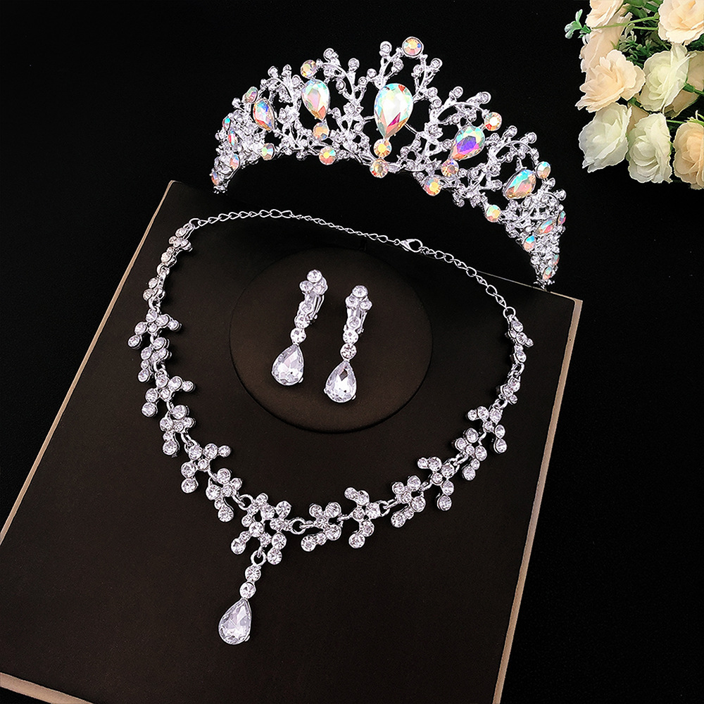 SET014 สีเงิน เครื่องประดับ 3 ชิ้น มงกุฎ สร้อยคอ ต่างหู จัดเซทสวยงาม สินค้าพร้อมส่งจากไทย