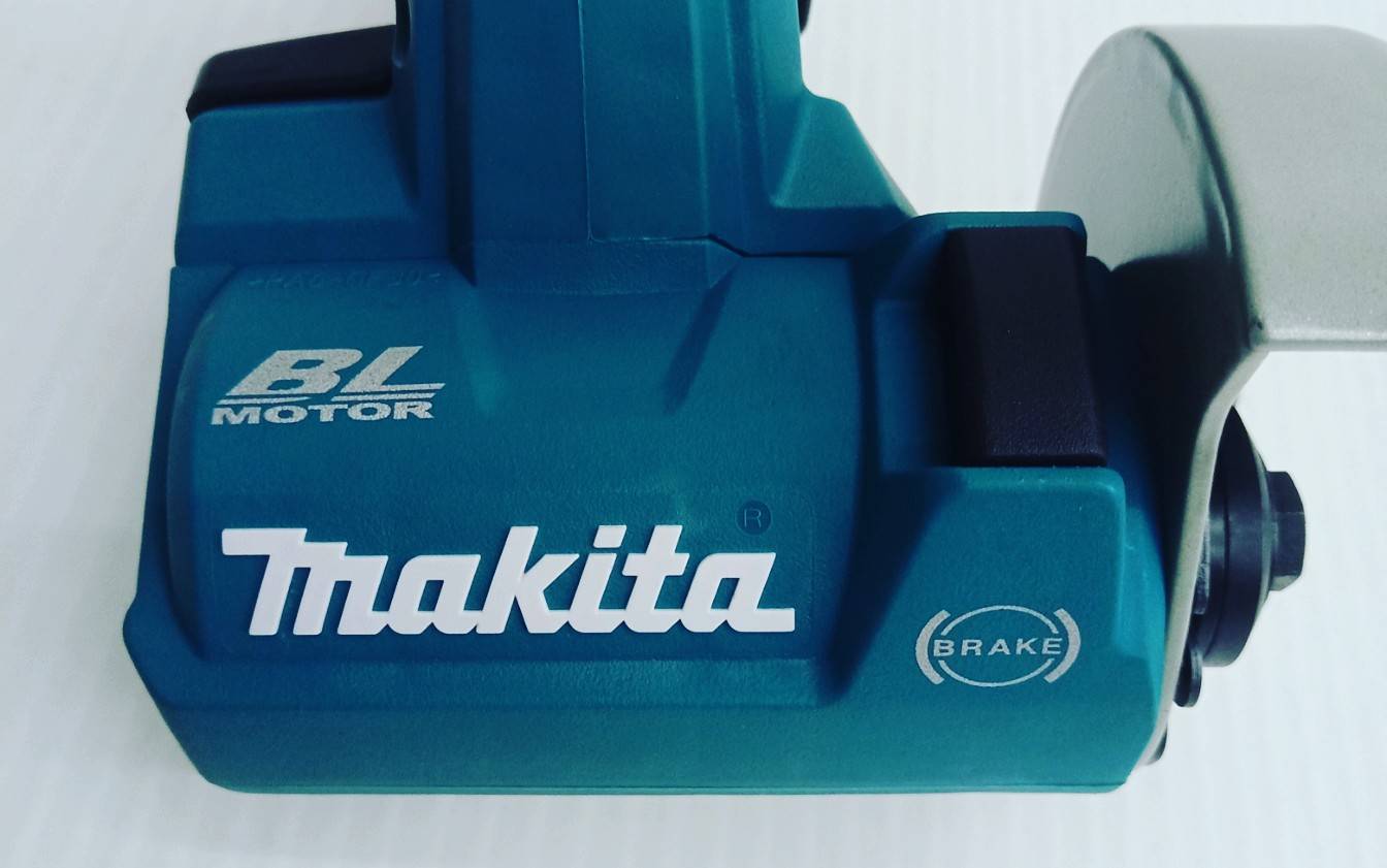 เครื่องตัด 3in1 DMC300Z MAKITA