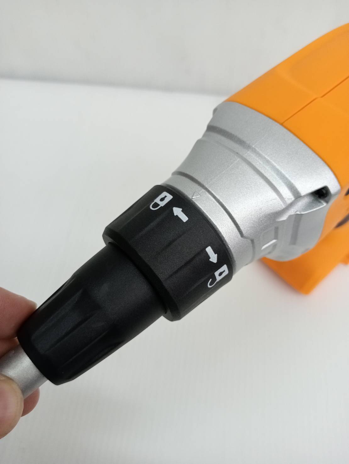 เครื่องขันสกรู20V Brushless CDSLI2042006 INGCO