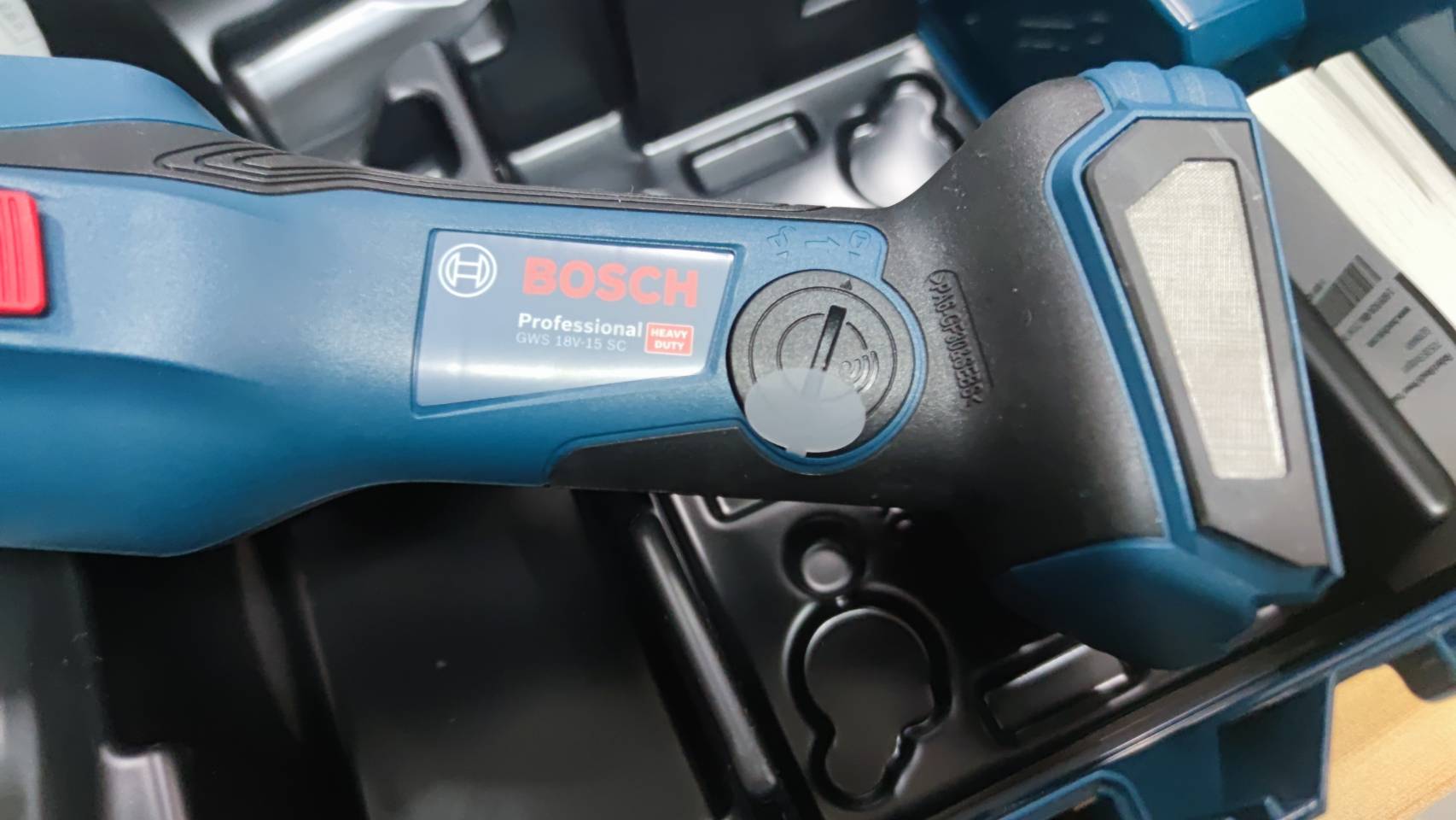 หินเจียร4" ไร้สาย GWS18V-15SC BOSCH SOLO