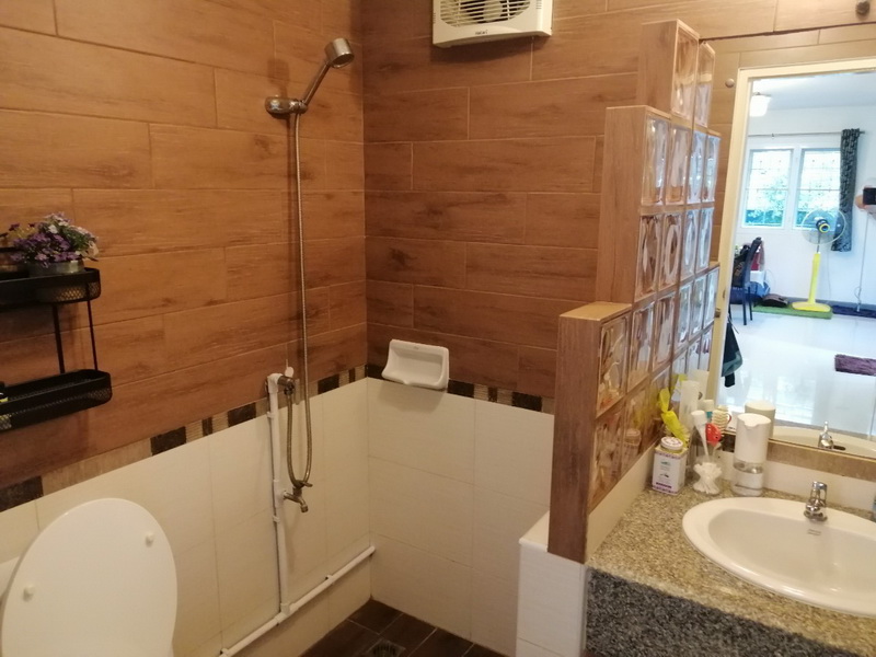 H1037 ขายบ้านเดี่ยว 50.7 ตร.วา หมู่บ้านเนเบอร์โฮม วัชรพล โครงการอยู่ติดถนนใหญ่ สุขาภิบาล5 ซอย82 ตกแต่งต่อเติมสวยมาก พร้อมอยู่