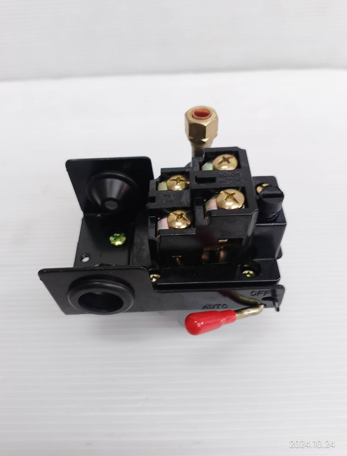 POLO สวิตช์ควบคุมแรงดัน ระบบลม (4 WAY) รุ่น PC-6-4 ช่วงแรงดัน 20-175 PSI ใช้งานสำหรับปั๊มลม (โปโล)