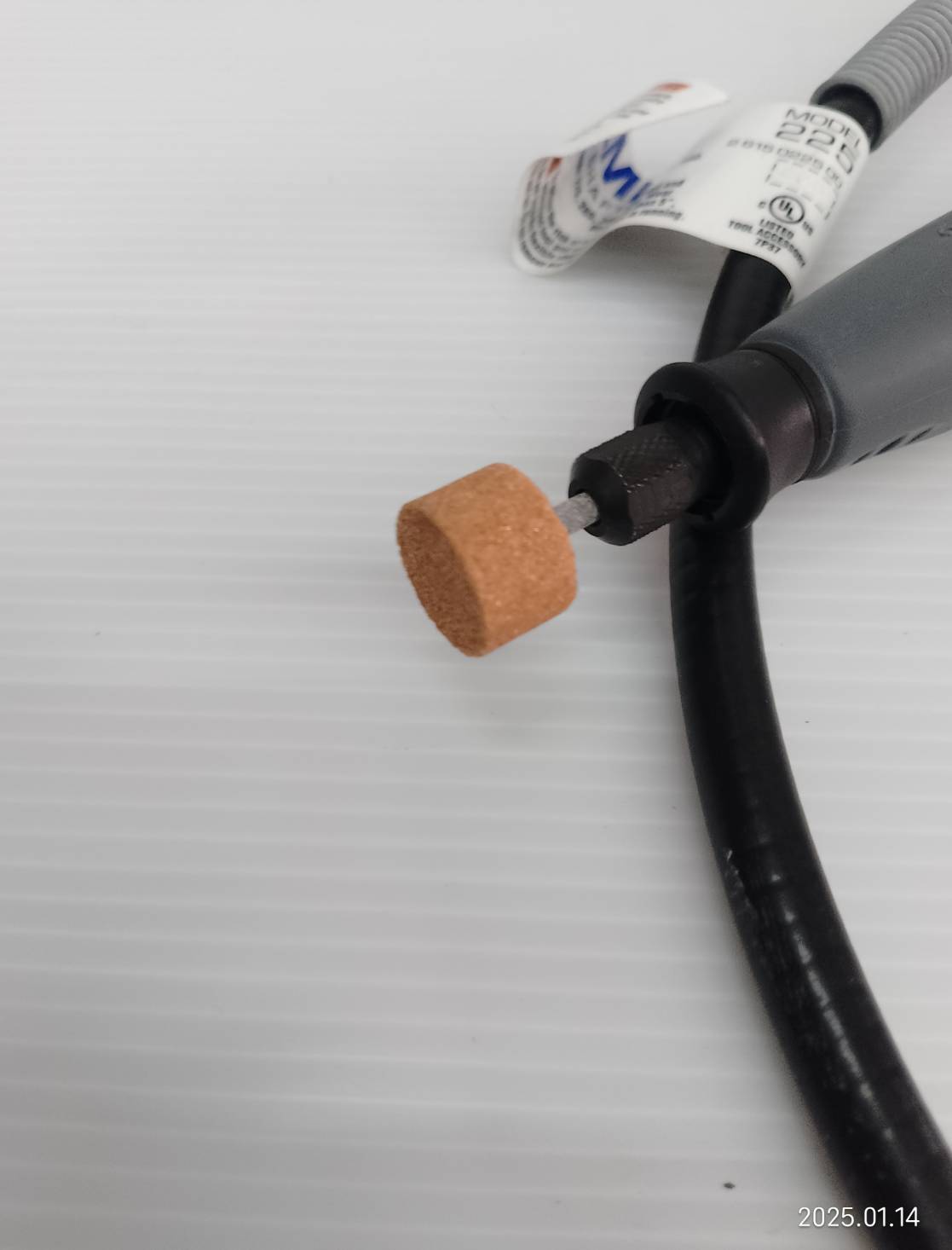 เครื่องเจียรมือ รุ่น 3000-8/64 พร้อมอุปกรณ์เสริม 64 ชิ้น DREMEL