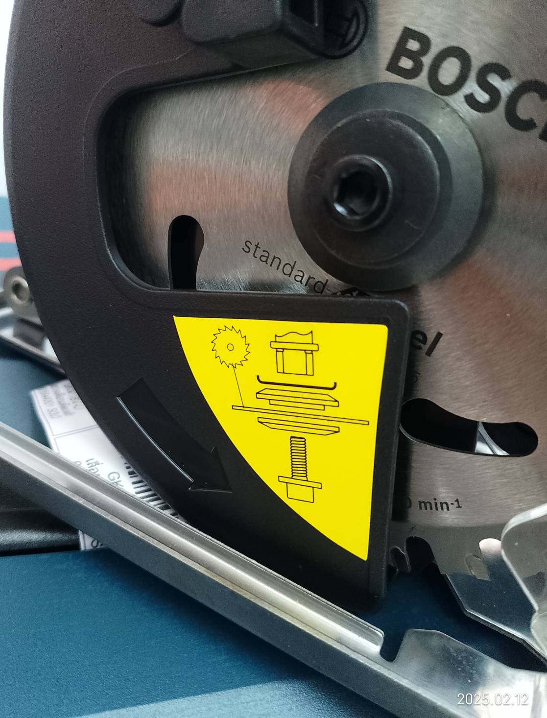 เลื่อยวงเดือนตัดเหล็ก18V GKM18V-LI BOSCH SOLO