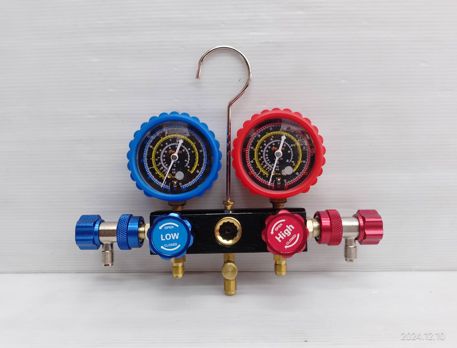 FLASH ชุดเกจวัดน้ำยาแอร์ พร้อมสาย 36 นิ้ว และอุปกรณ์ครบชุด R410, R32, R134A, R22 No.FS-AC002