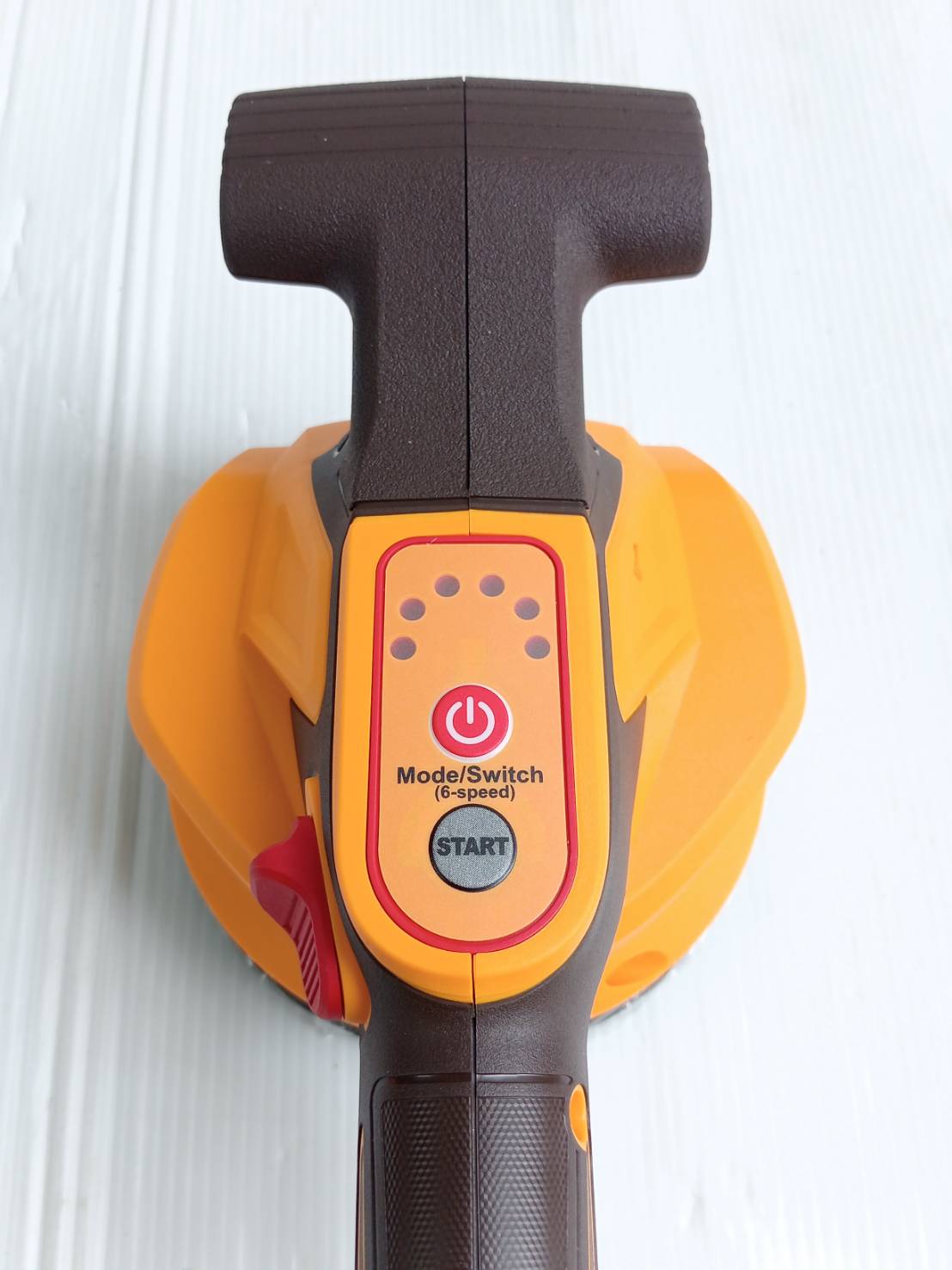 INGCO เครื่องดูดสั่นกระเบื้องไร้สาย 20 โวลต์ รุ่น CTVLI20018 แรงดูดกระเบื้องสูง 60 กก. รวมแบตเตอรี่และแท่นชาร์จ