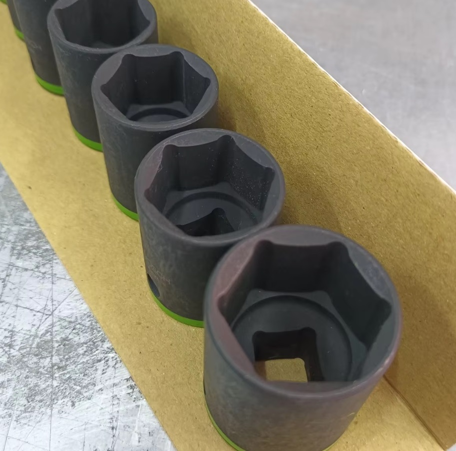 BOSCH รุ่น 2608551100 ชุดลูกบล็อก 9 ชิ้น 1/2 นิ้ว (10-27mm.)