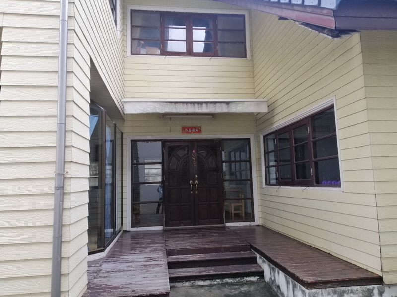 🚩H1085 ขายที่ดิน+โกดัง+บ้านพักคนงาน+บ้านเดี่ยว เนื้อที่ 4ไร่ 8ตารางวา อยู่ซอยท่าอิฐ ทำเลดี ห่างถนนราชพฤกษ์เพียง 1 กิโลเมตร เหมาะทำโกดังสินค้าและพักอาศัย