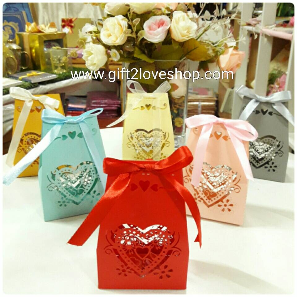 กล่องฉลุทรงสูง หลากสี