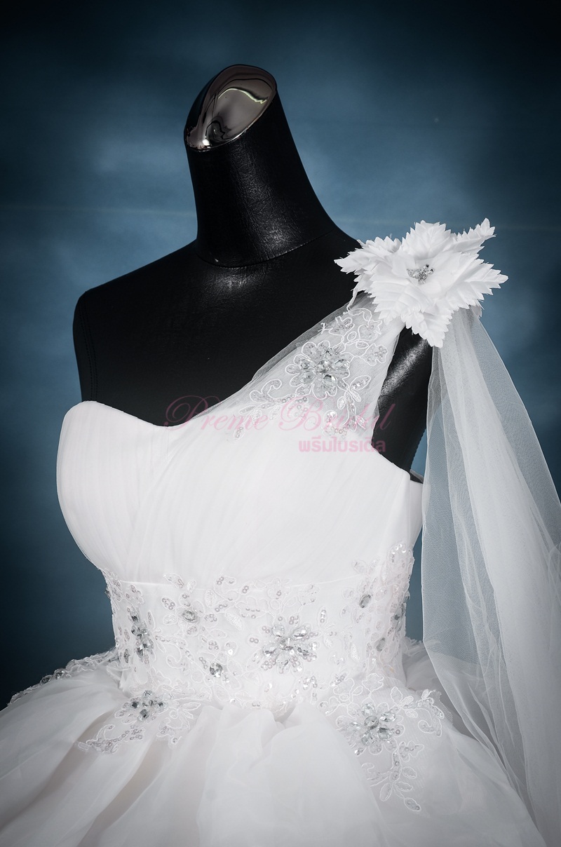 พร้อมส่งชุดหน้าสั้นหลังยาว รหัส 2500-034 ไซส์ M