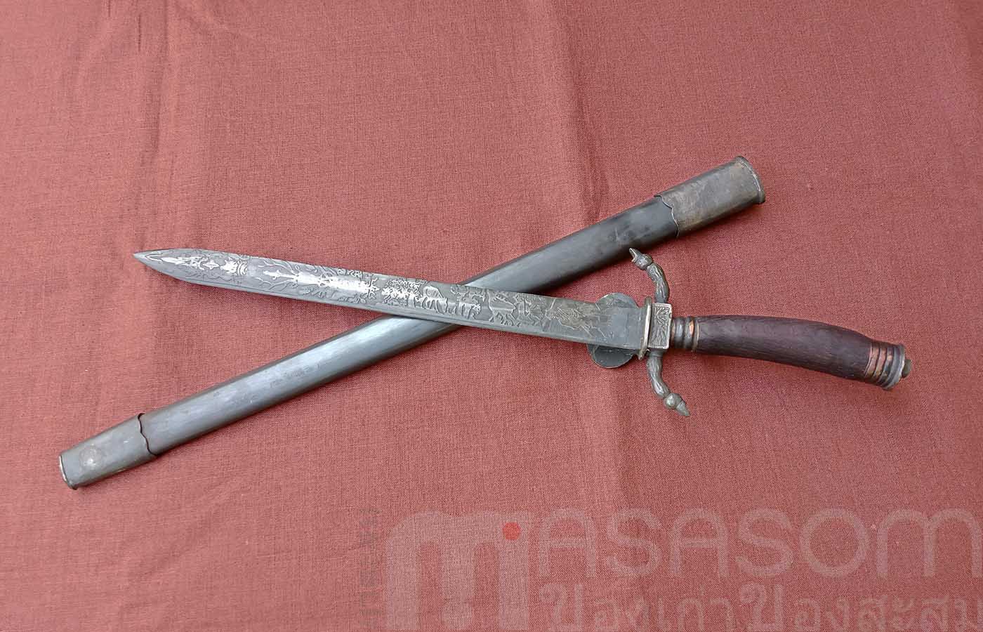 มีดดาบสั้นด้ามขากวาง