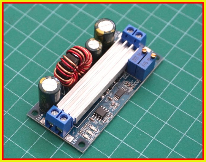 1x สเตปอัพ สเตปดาวน์ CC CV 3A 35W Buck Boost