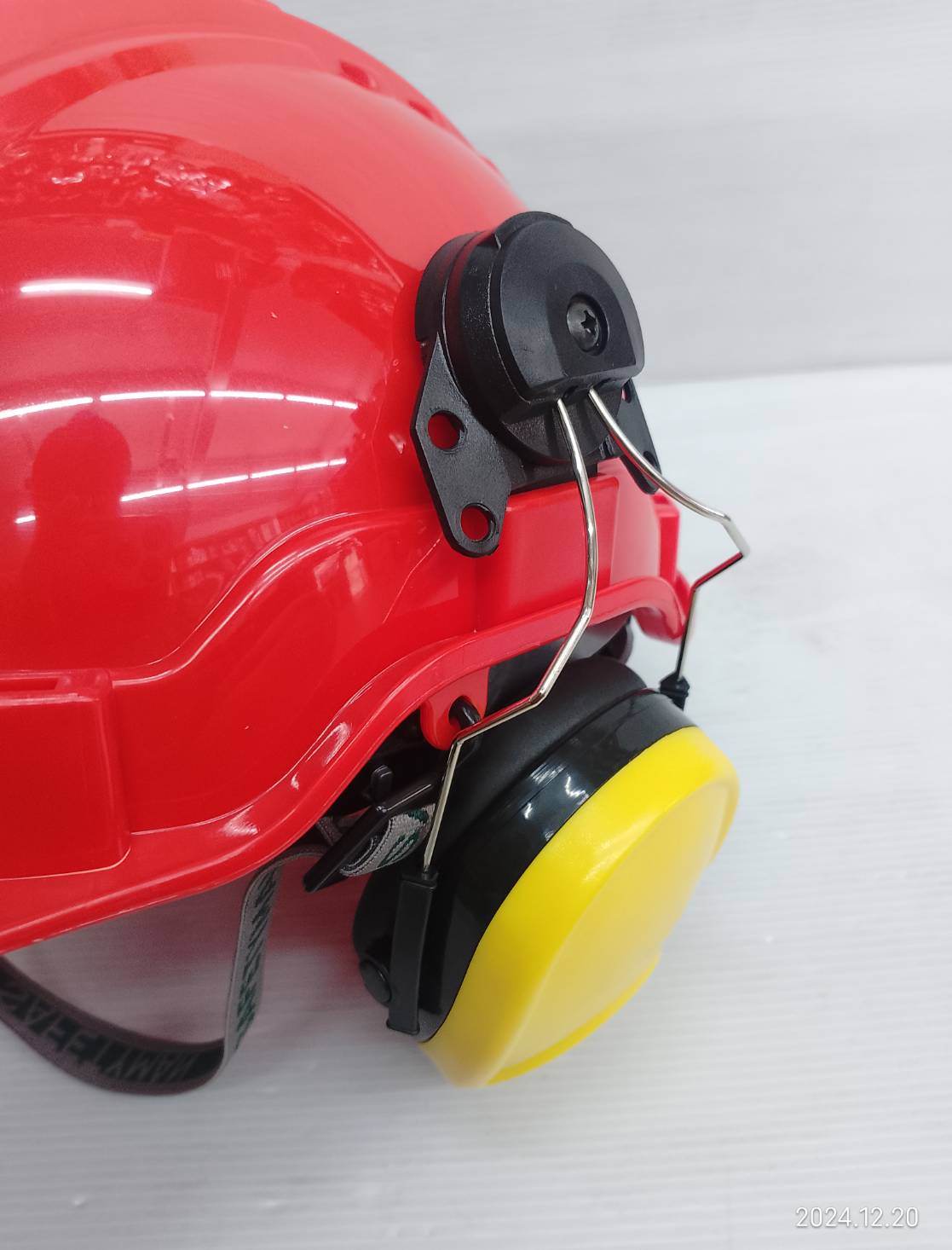 SH-3 ครอบหูป้องกันการเสียง สำหรับหมวกเซฟตี้ #1619Z14057