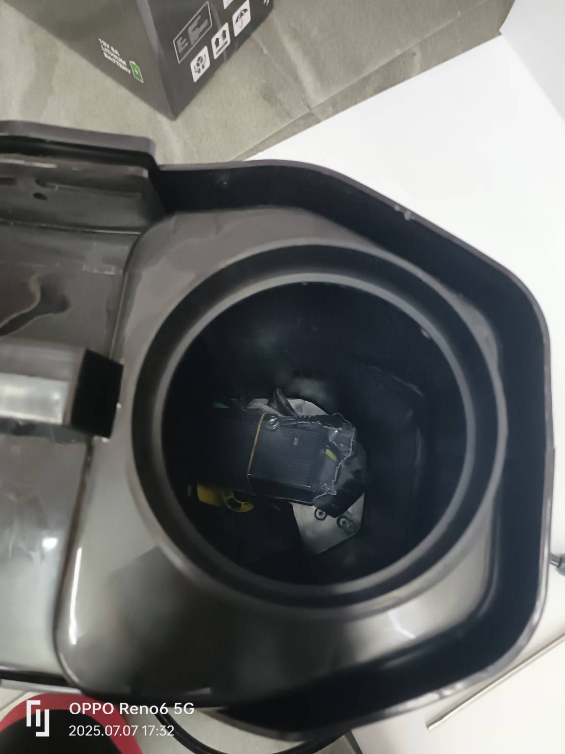 เครื่องพ่นยาแบตเตอรี่ 20ลิตร CPT-20LT CAPITAL