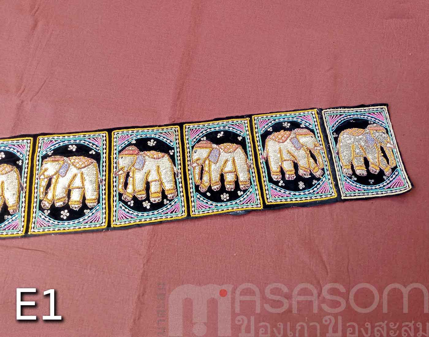 ผ้าปักรูปช้าง