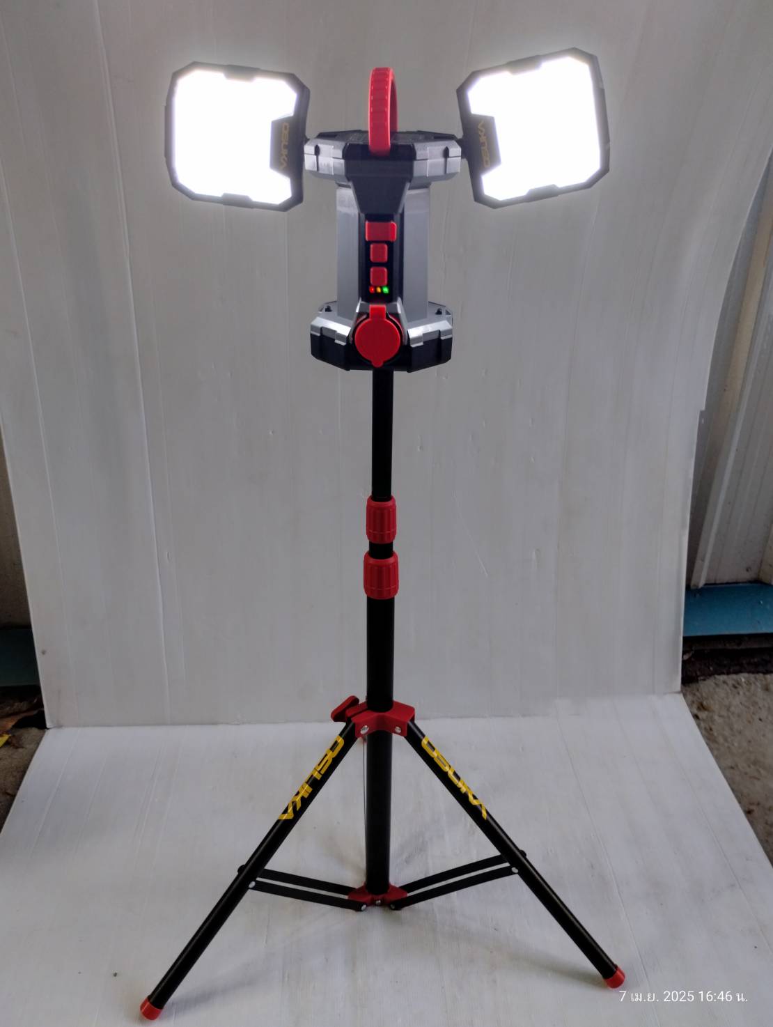 OSUKA ไฟส่องพื้นที่ 3 ขา LED 20V 2in1 OCL316-N (ตัวเปล่าพร้อมขาตั้ง)