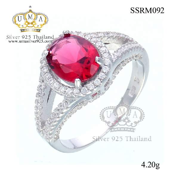 แหวนเพชร ประดับ เพชรCZ แหวนพลอยทรงไข่สีแดง ล้อมเพชร CZ ฉลุบ่าฝังเพชรเรียง 2 แถว งามสวยอลังการ ดีไซส์หรูหรา เริ่ดมาก ปังสุดๆ รับรองว่าเป๊ะกับทุกลุค