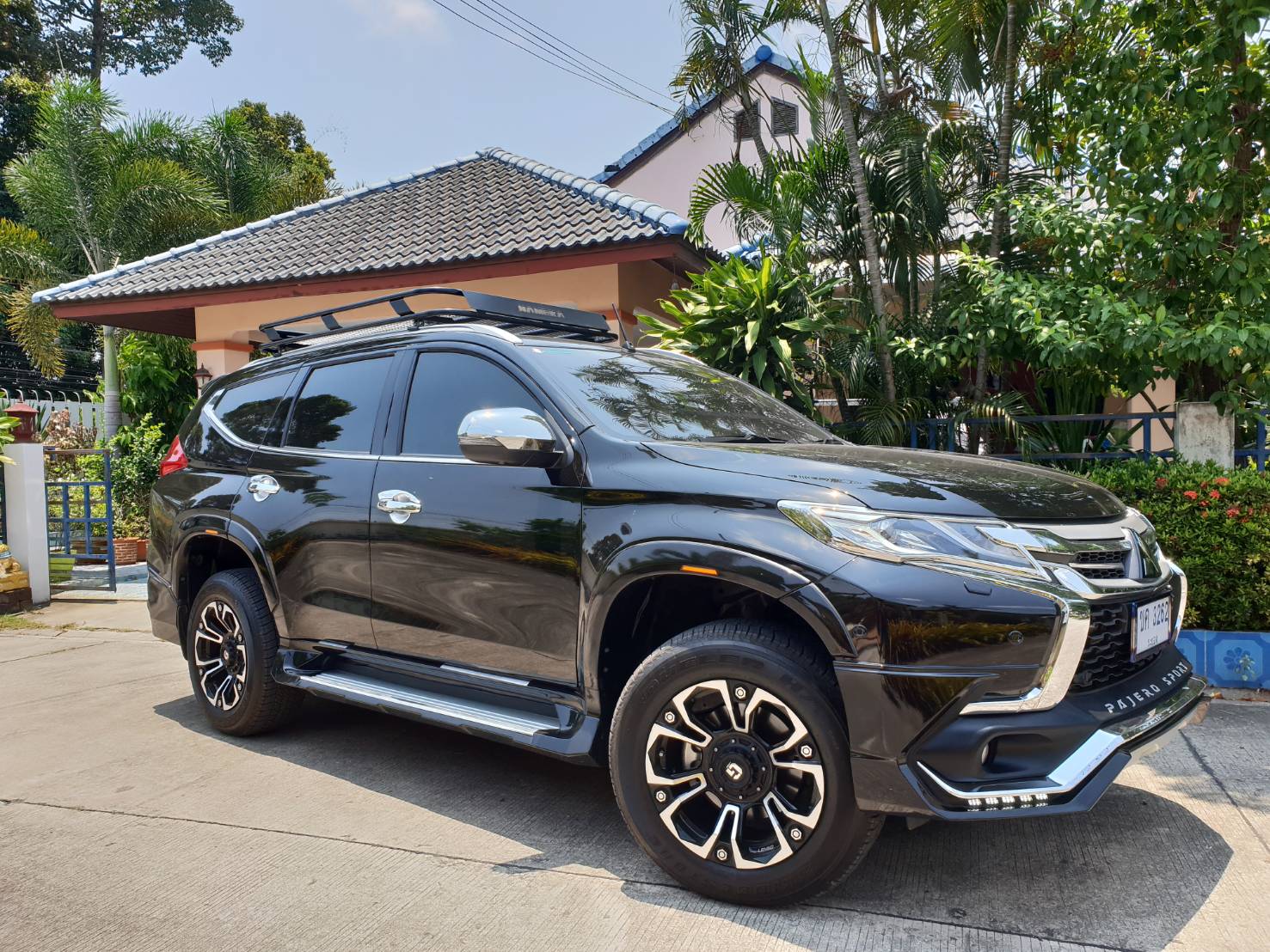 Tray Rack ถาดแร็คหลังคา NAMEKA รุ่น NT-06