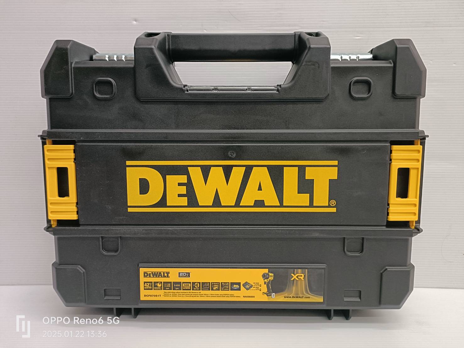 DEWALT ไขควงกระแทกไร้สาย 20V DCF870S1T-B1