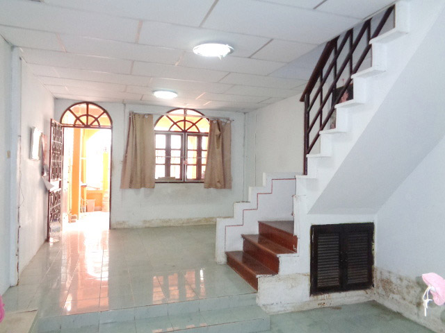 🚩 H1247 ขายทาวน์เฮ้าส์ หมู่บ้านเสนาวิลล่า4 ต่อเติมระเบียง ซอยพระยาสุเรนทร์40 มีนบุรี