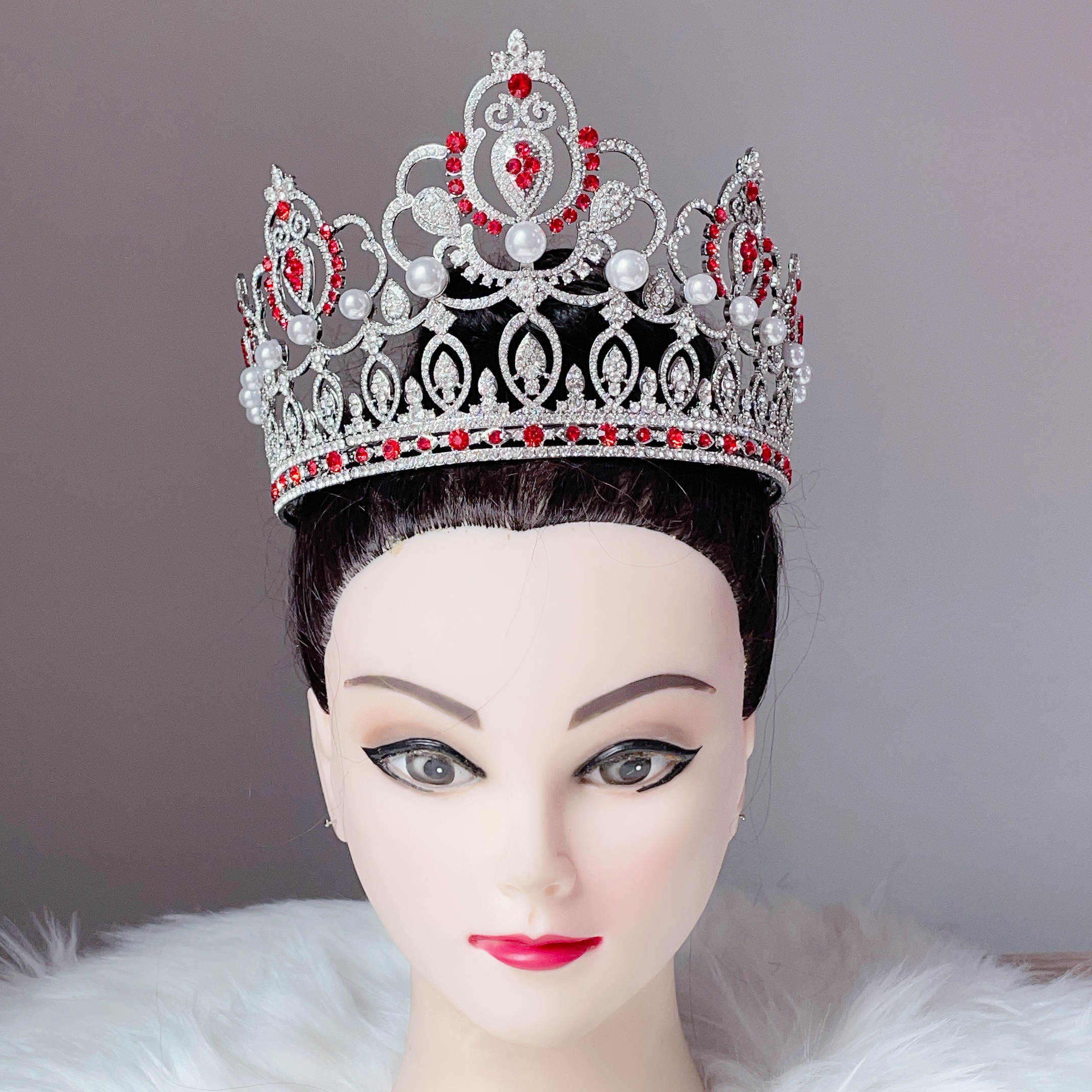 (พร้อมส่ง) มงกุฏ 092 สีแดง มงกุฎนางงาม มงกุฎเพชร มงกุฎประกวด สินค้าพร้อมส่ง ไม่ต้องรอนาน งานพรีเมี่ยม