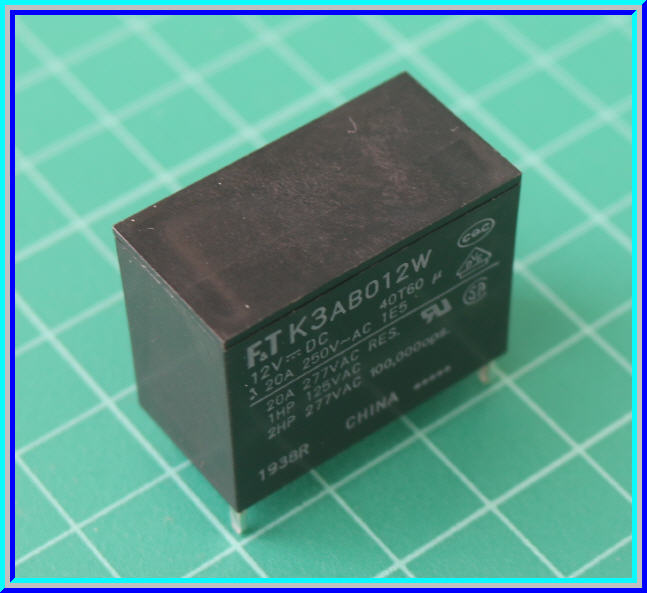 1x เพาเวอร์รีเลย์ 12Vdc ยี่ห้อ FUJITSU 20A 250VAC 1 Form A ( SPST)