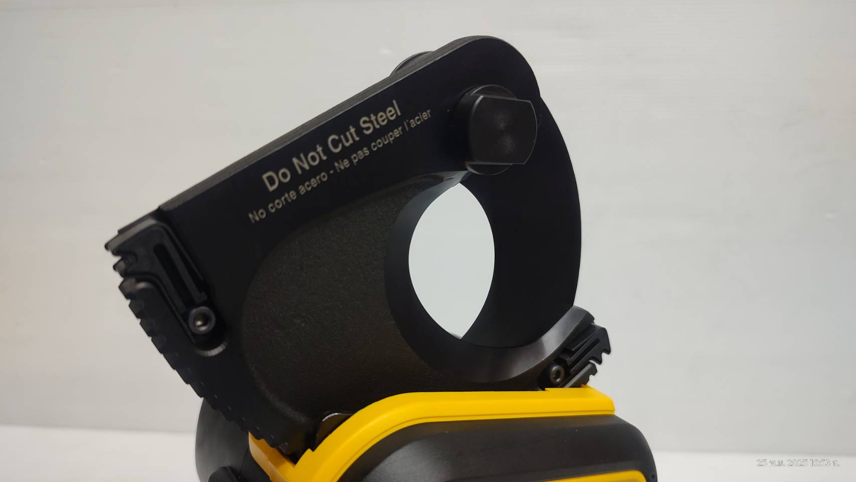 DEWALT รุ่น DCE150B เครื่องตัดสายเคเบิ้ล 20V