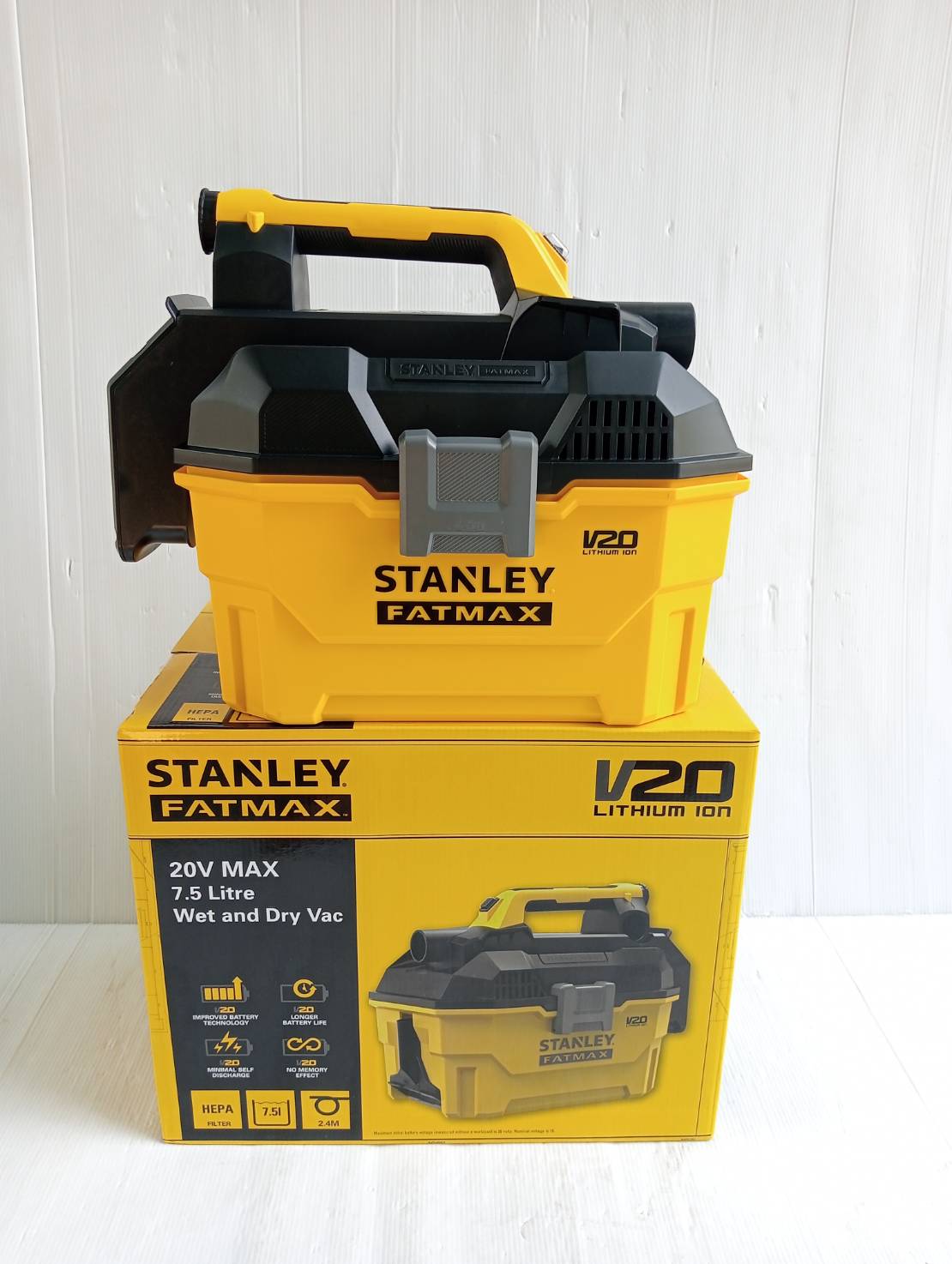 เครื่องดูดฝุ่นไร้สาย20V รุ่น SCV002 STANLEY (เครื่องเปล่า)