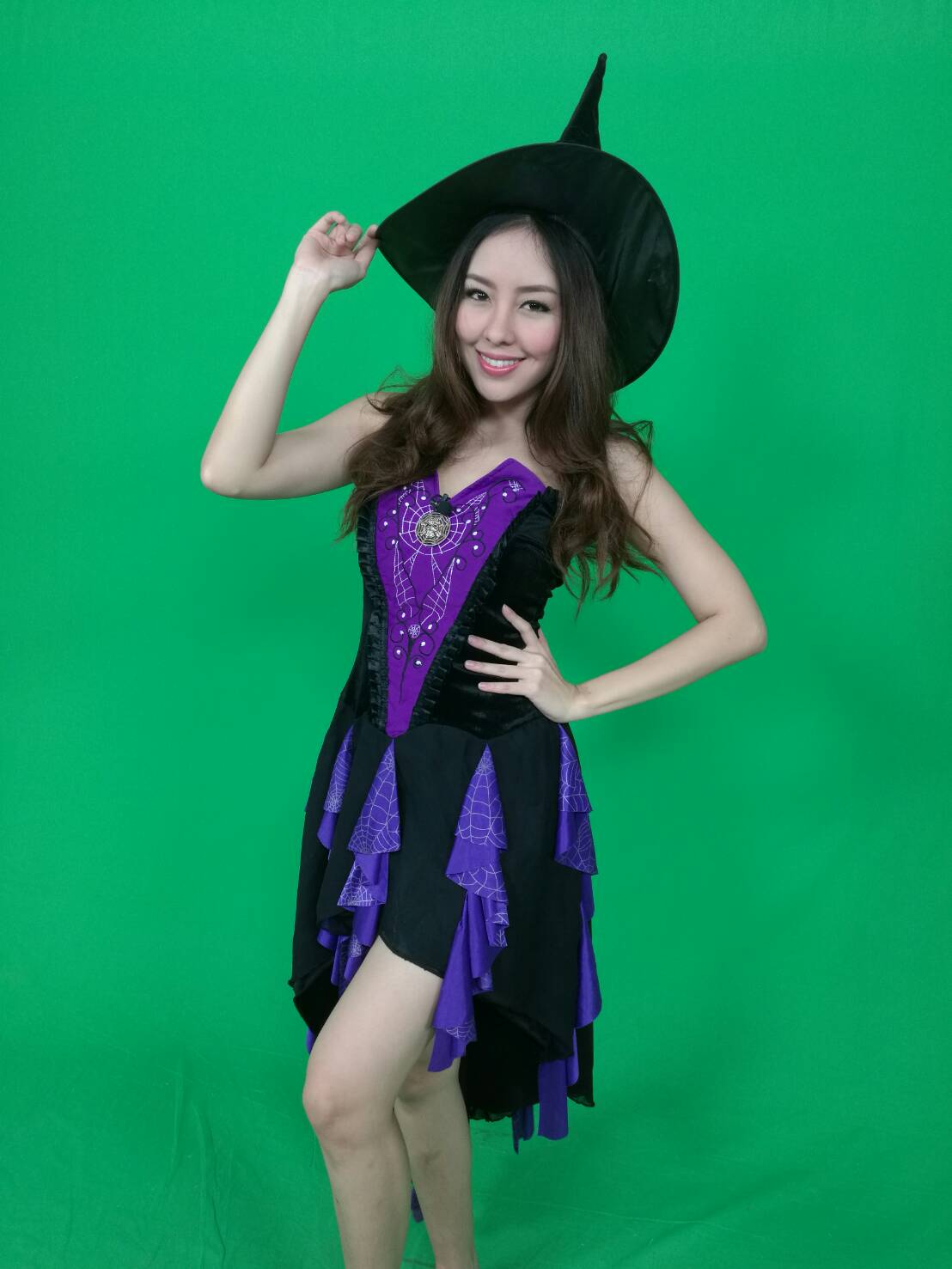 ชุดแม่มดยาว