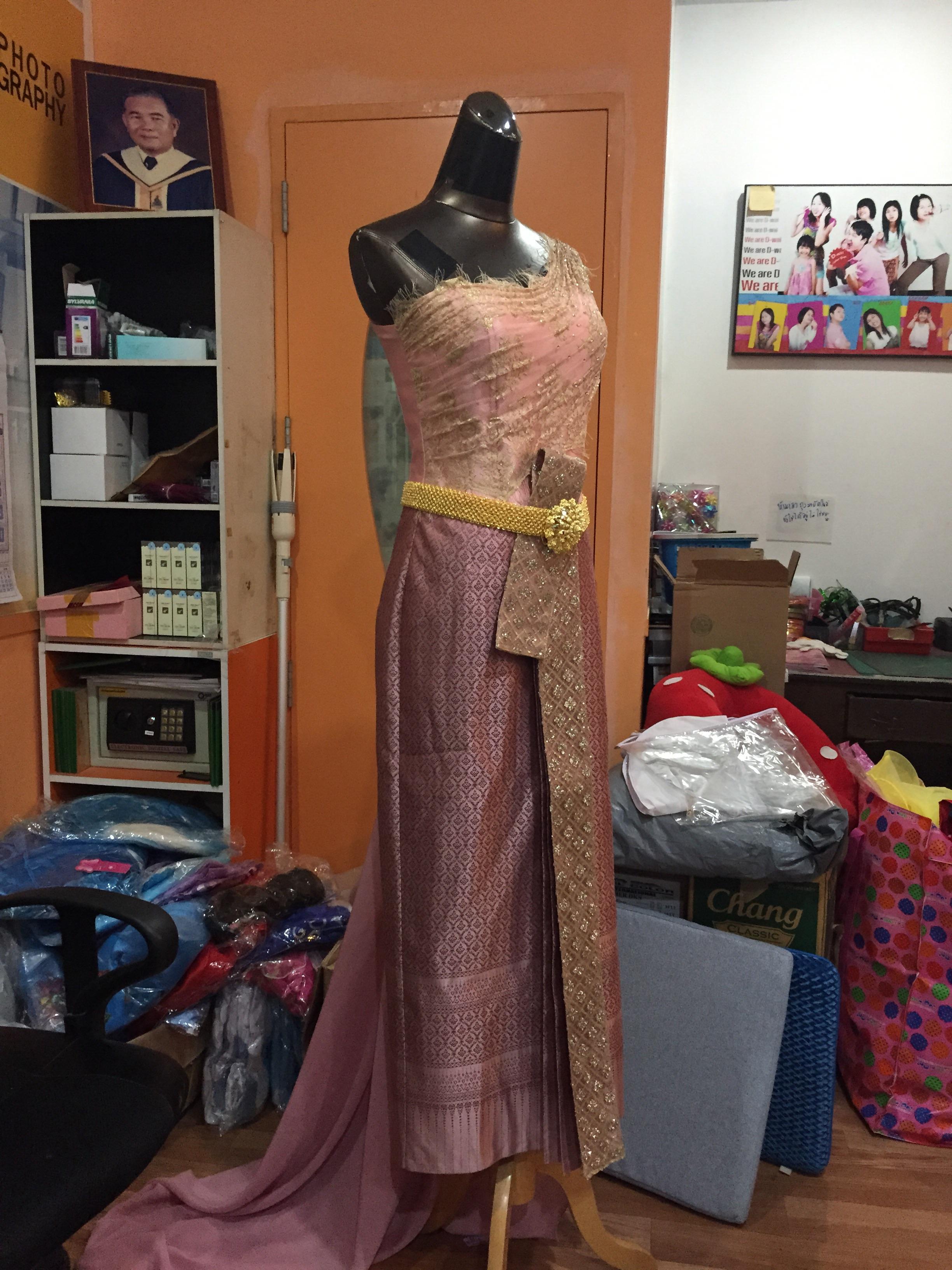 (พร้อมส่ง) ชุดไทยพร้อมส่ง รหัส 011