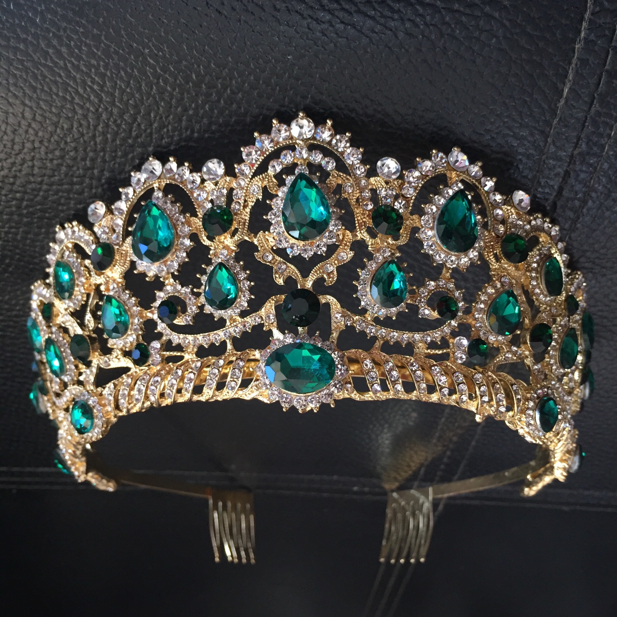 (พร้อมส่ง) เทียร่า 024 สีเขียว มงกุฎนางงาม มงกุฎเจ้าหญิง งานสวย ปราณีต QCเพชรทุกเม็ด สินค้าพร้อมส่งจากไทย