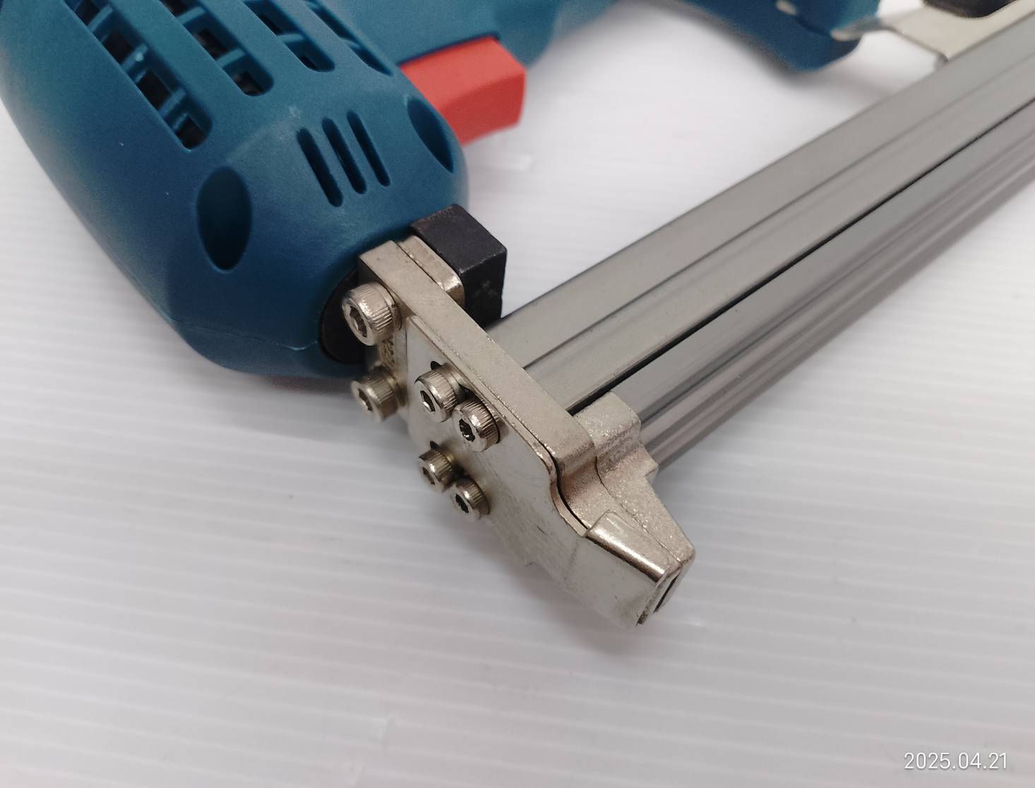 EUROX ปืนยิงแม็กไฟฟ้า ขาคู่ 1022J