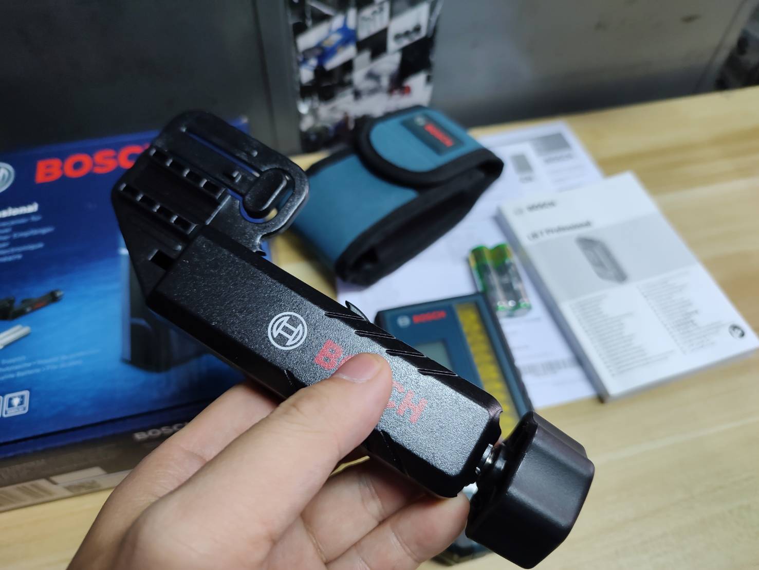 ตัวรับสัญญาณ LR7 Professional BOSCH