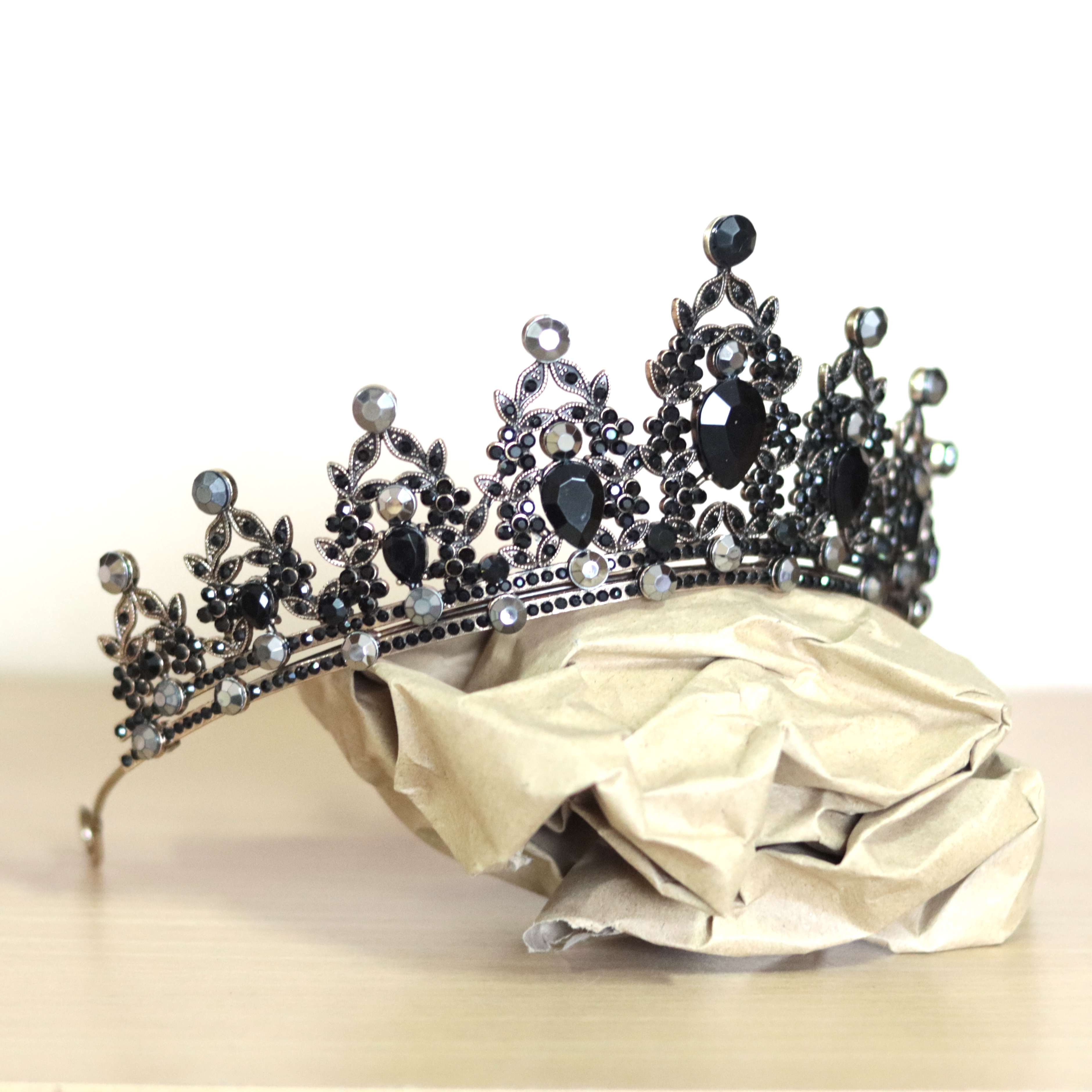 (พร้อมส่ง) เทียร่า 146 สีดำ งานสวย ปราณีต QCเพชรทุกเม็ด สินค้าพร้อมส่งจากไทย