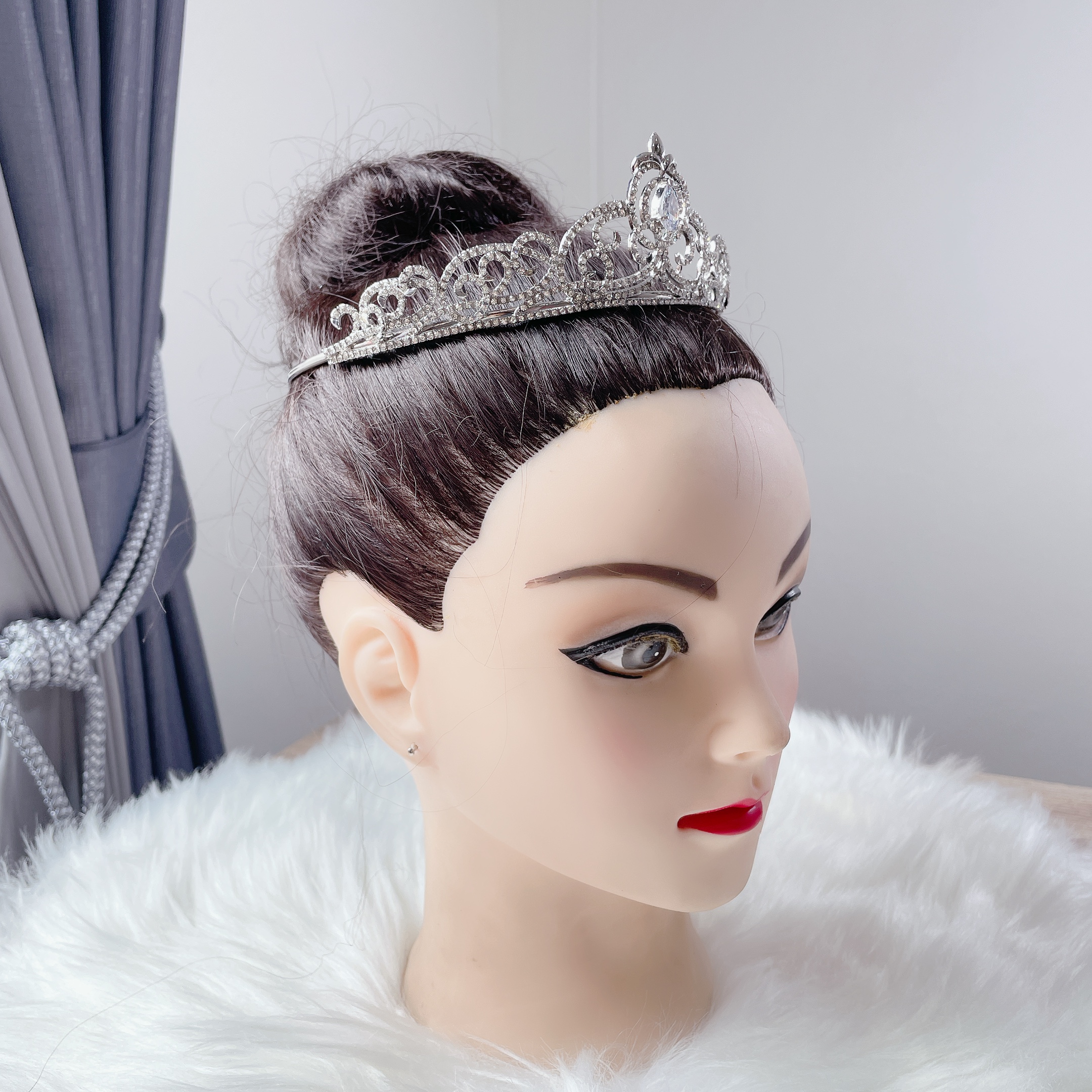 (พร้อมส่ง) เทียร่า 390 มงกุฎนางงาม มงกุฎเจ้าสาว มงกุฎเพชร งานพรีเมี่ยม สินค้าพร้อมส่งจากไทย