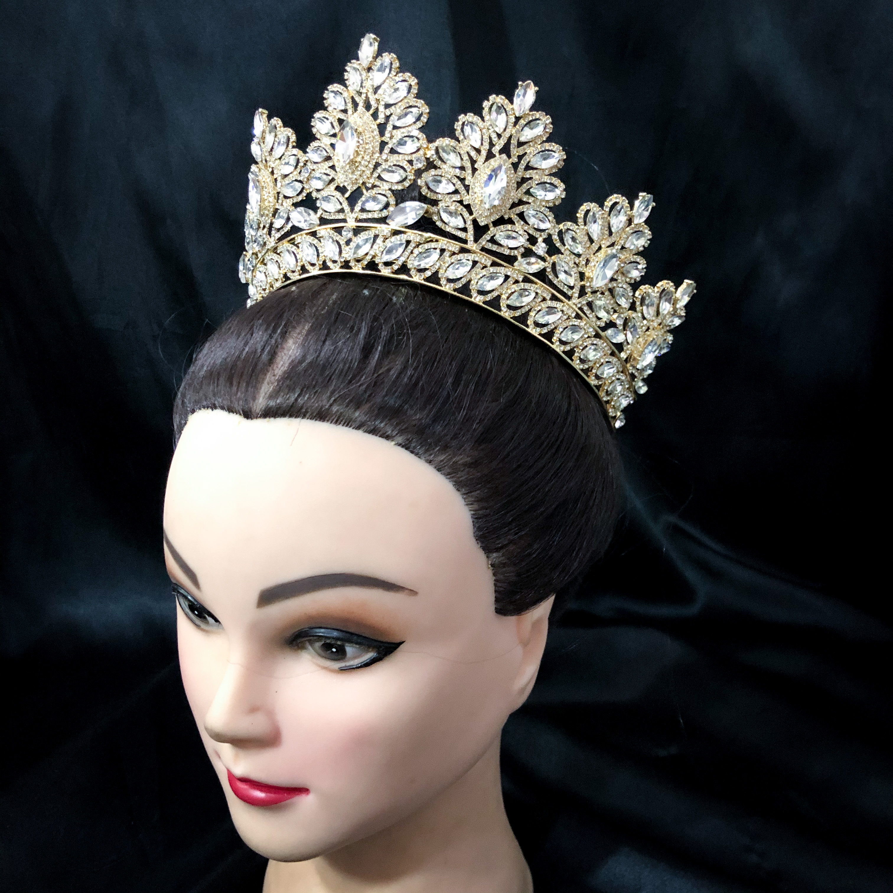 (พร้อมส่ง) เทียร่า 267 สีขาวเรือนทอง มงกุฎนางงาม มงกุฎเจ้าหญิง งานสวย ปราณีต QCเพชรทุกเม็ด สินค้าพร้อมส่งจากไทย