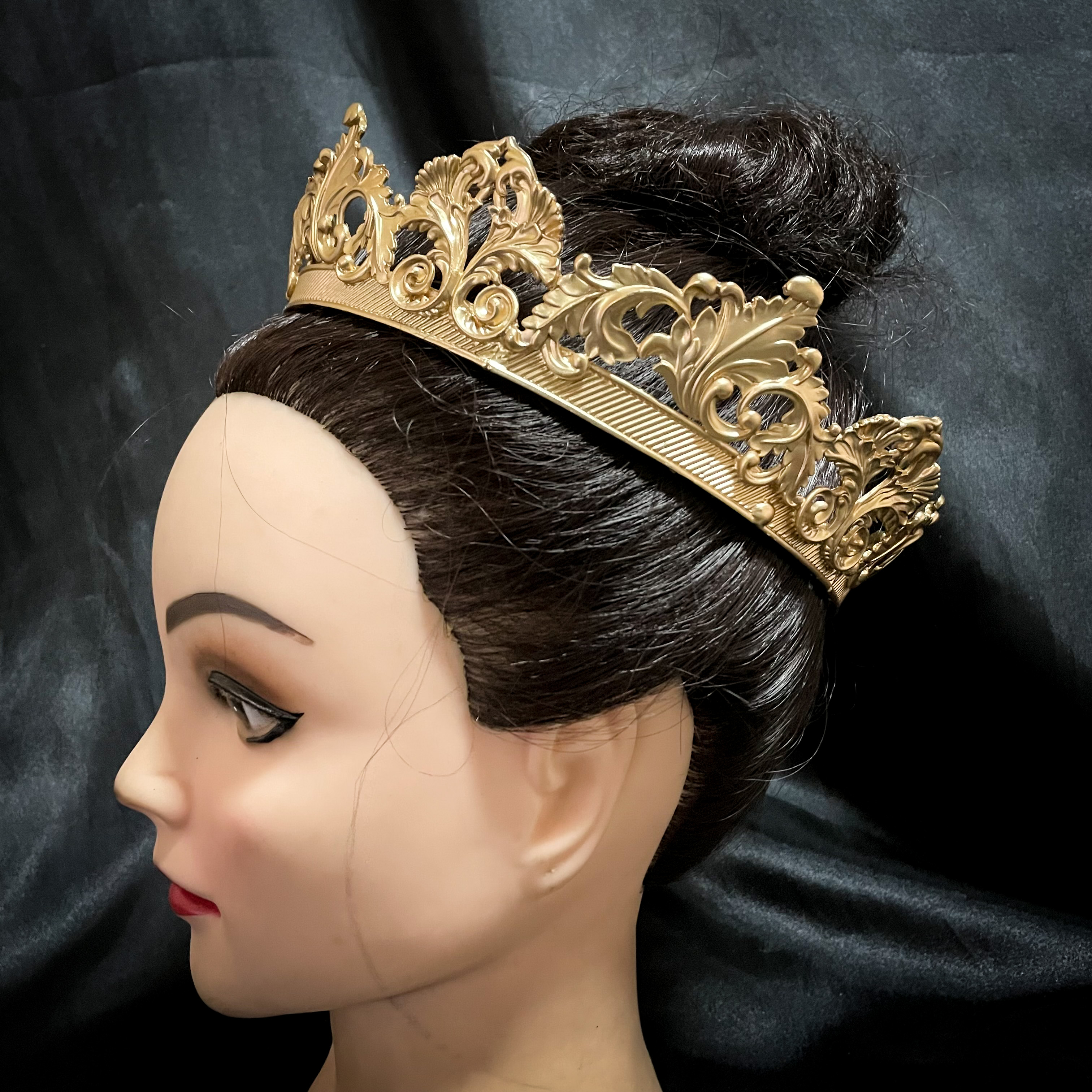 (พร้อมส่ง) มงกุฏผู้ชาย 077 มงกุฎสีทอง เจ้าชาย พระราชา การประกวด สินค้าพร้อมส่ง ไม่ต้องรอนาน งานพรีเมี่ยม ส่งด่วนจาก จ.อุบลราชธานี