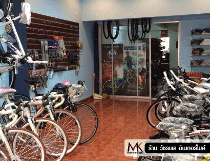 อุปกรณ์ตกแต่งร้านขายเสื้อผ้า อะคริลิค ราคาถูก