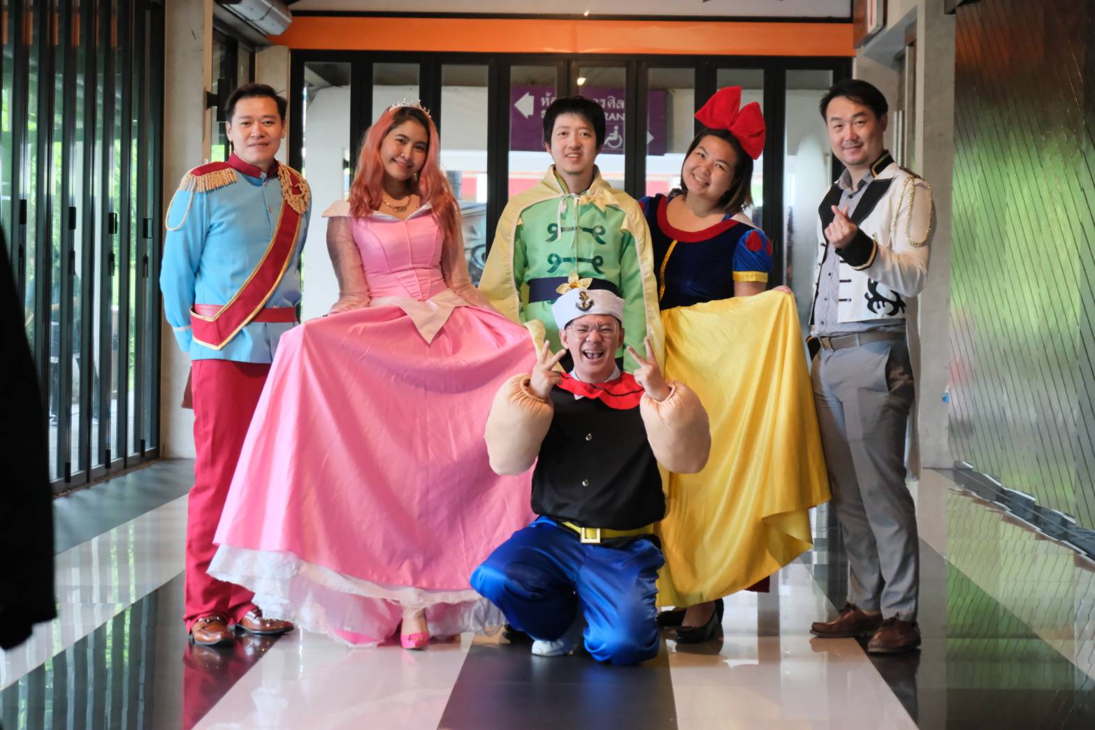 ชุดป๊อปอาย / ชุดป๊อบอาย / Popeye / ชุดทหารเรือ / ชุดกะลาสีเรือ