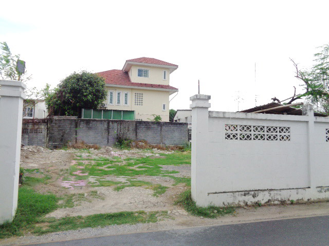 H1198 ขายที่ดินเปล่า ถมแล้ว 175.8 ตารางวา ซอยนวมินทร์85 จากถนนนวมินทร์ เข้าซอย 600 เมตร