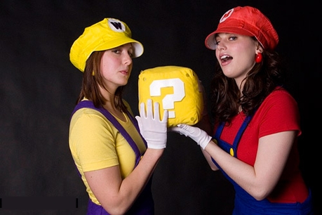 ชุดมาริโอ้หญิง