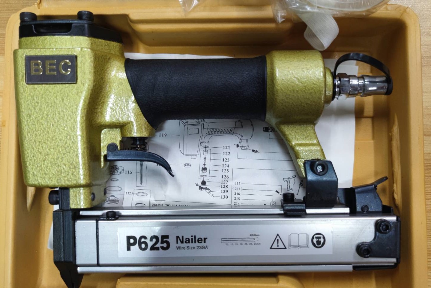 แม็กยิงตะปูลม หัวเข็ม P625 BEC