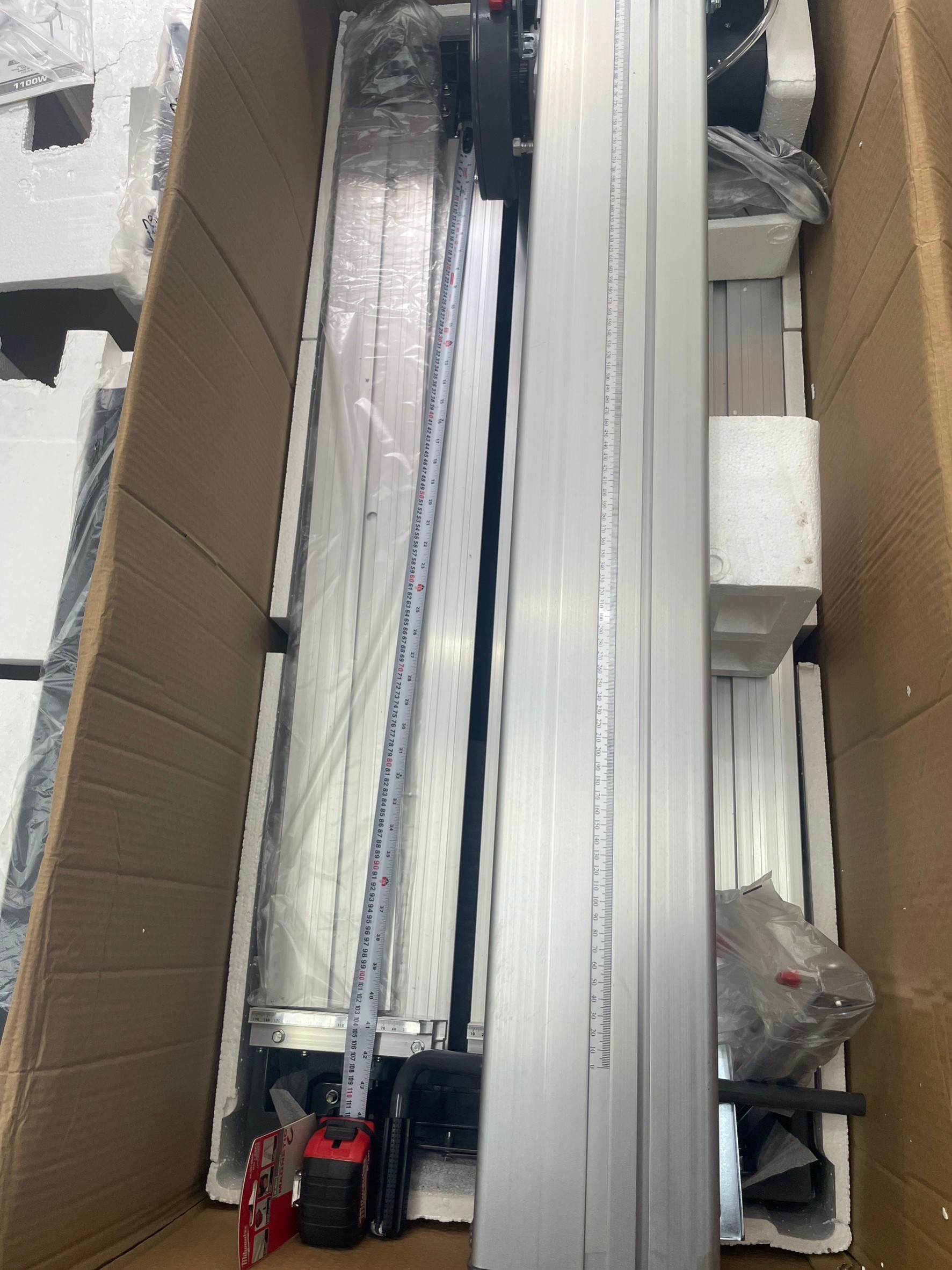 โต๊ะตัดกระเบื้อง36" (90ซม.)ใส่ใบ10" พร้อมขาตั้ง TS6112501 TOTAL