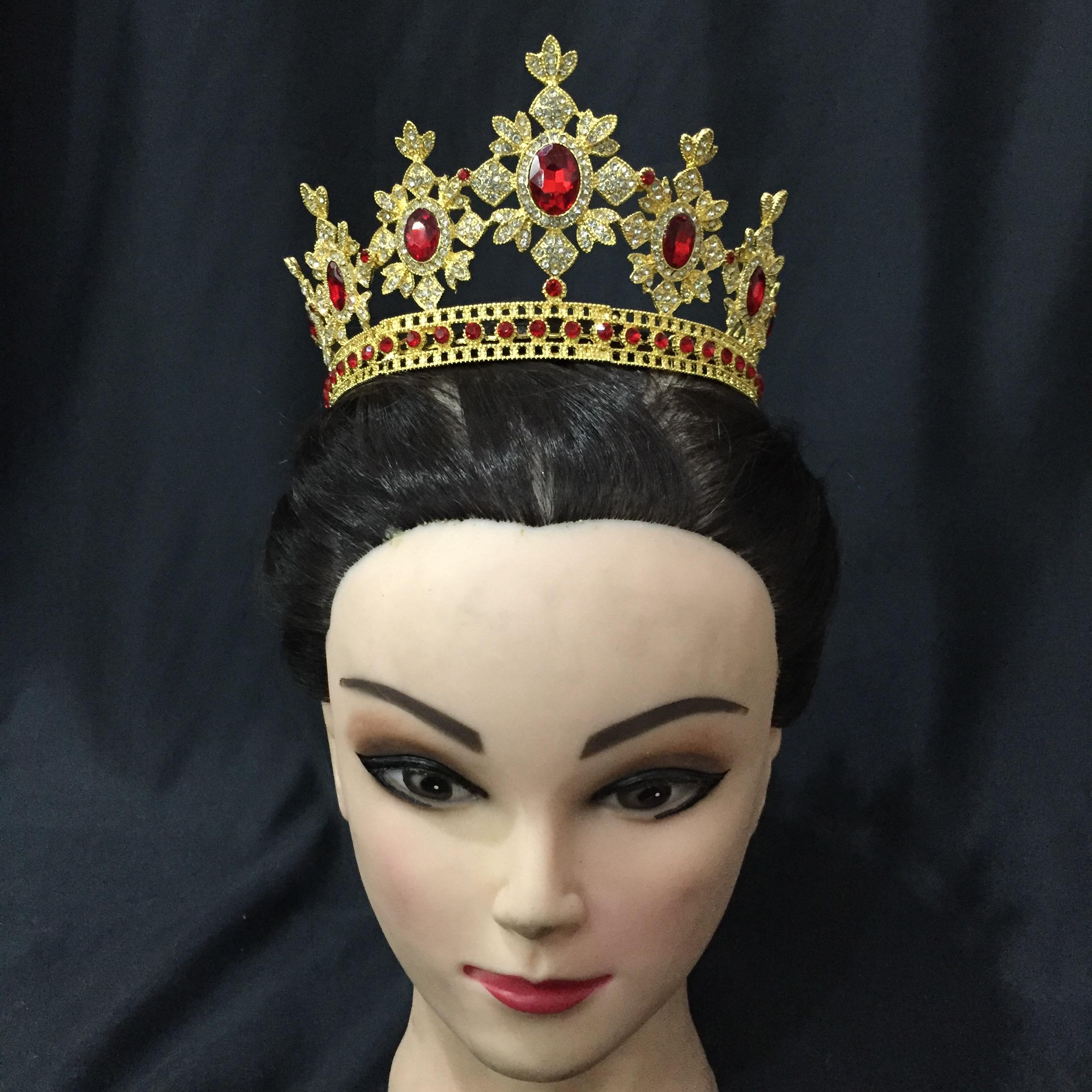 (พร้อมส่ง) มงกุฏ 050 แดง