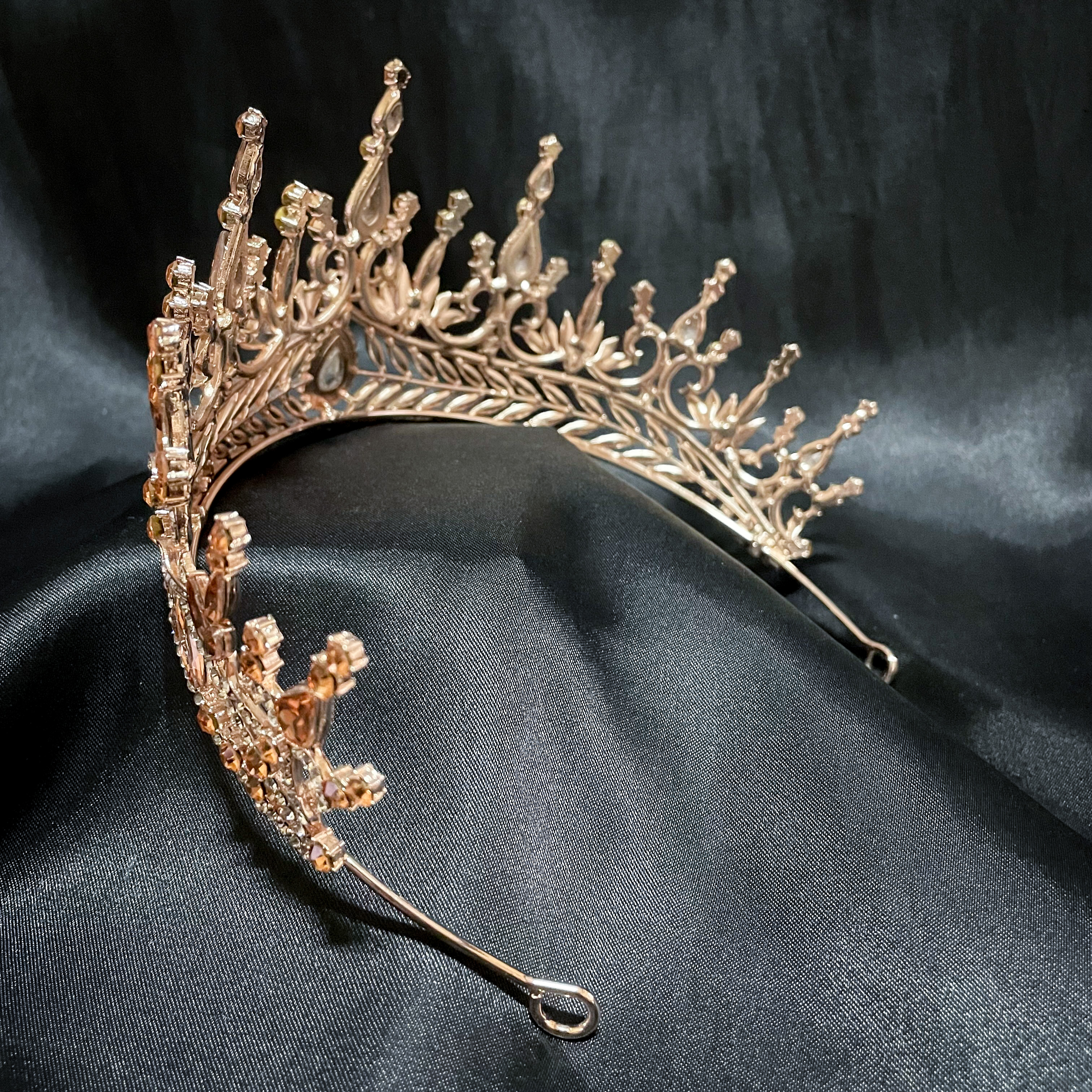 (พร้อมส่ง) เทียร่า 302 สีส้ม มงกุฎนางงาม งานสวย ปราณีต QCเพชรทุกเม็ด สินค้าพร้อมส่งจากไทย